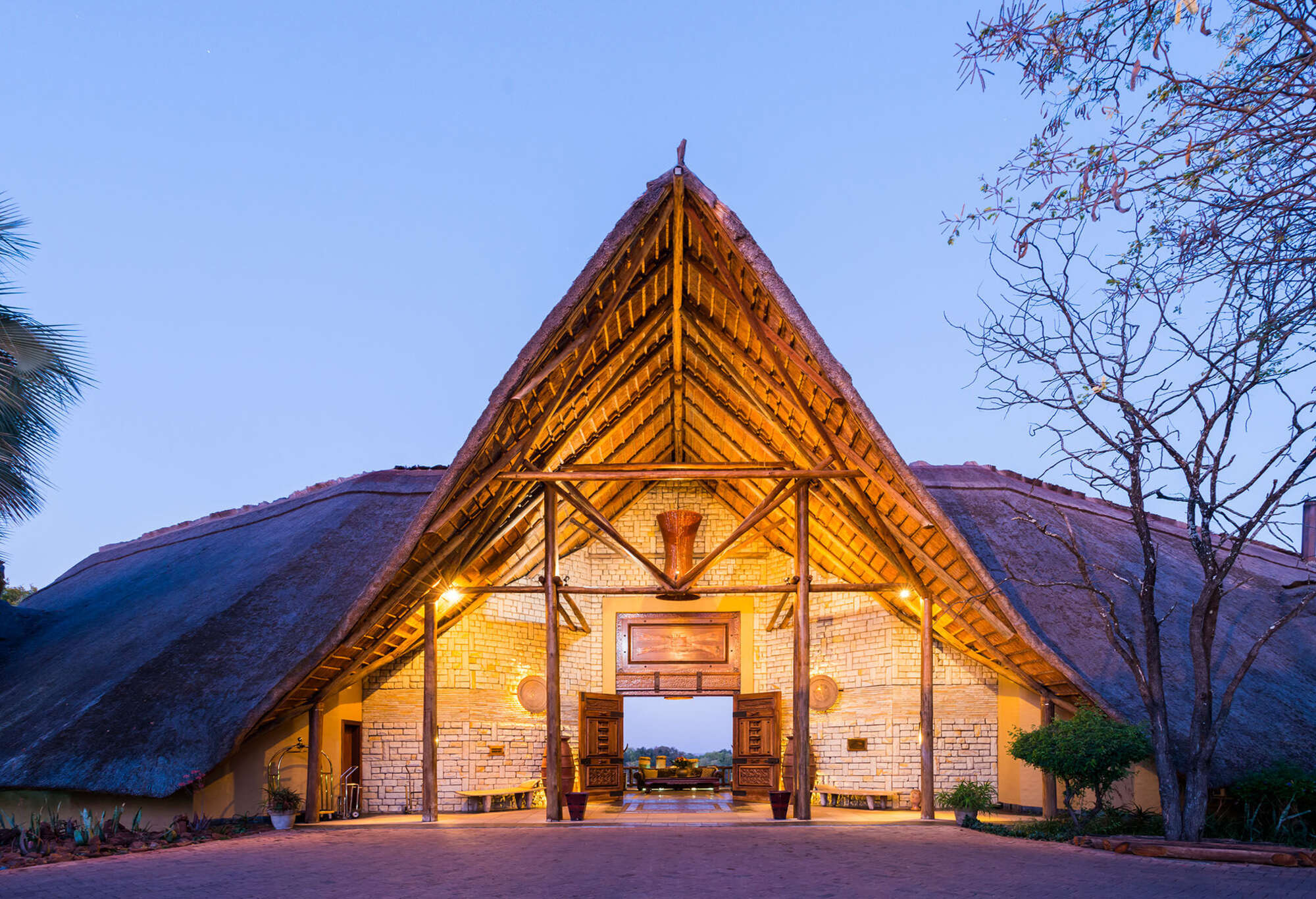 David Livingstone Safari Lodge | Livingstone & Victoria Falls | Zambia ...